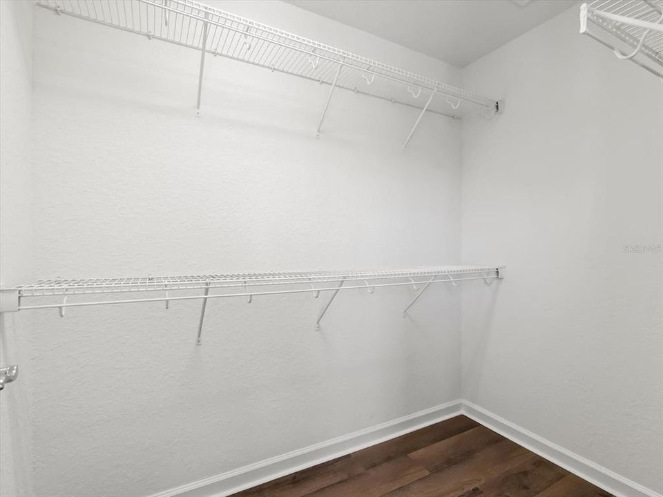 En Venta: $299,000 (2 camas, 2 baños, 1555 Pies cuadrados)