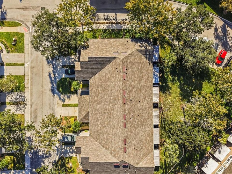 En Venta: $299,000 (2 camas, 2 baños, 1555 Pies cuadrados)