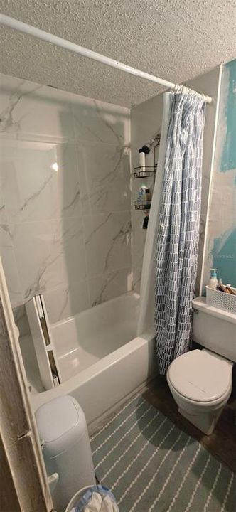 Active With Contract: $389,000 (6 beds, 0 baths, 1944 Square Feet)