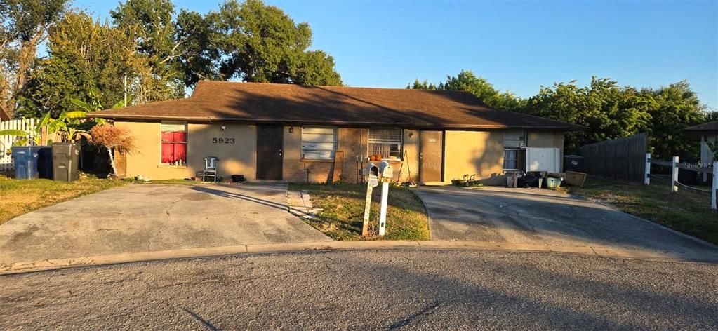 Active With Contract: $389,000 (6 beds, 0 baths, 1944 Square Feet)