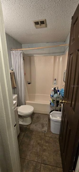 Active With Contract: $389,000 (6 beds, 0 baths, 1944 Square Feet)