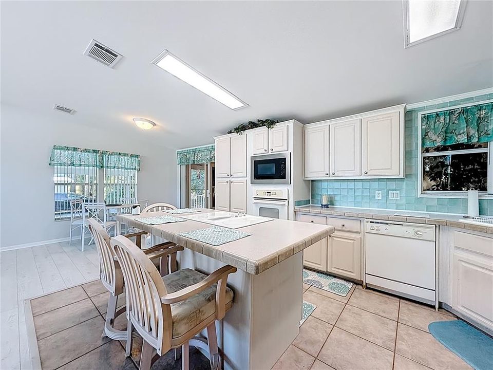 En Venta: $210,000 (2 camas, 2 baños, 1440 Pies cuadrados)