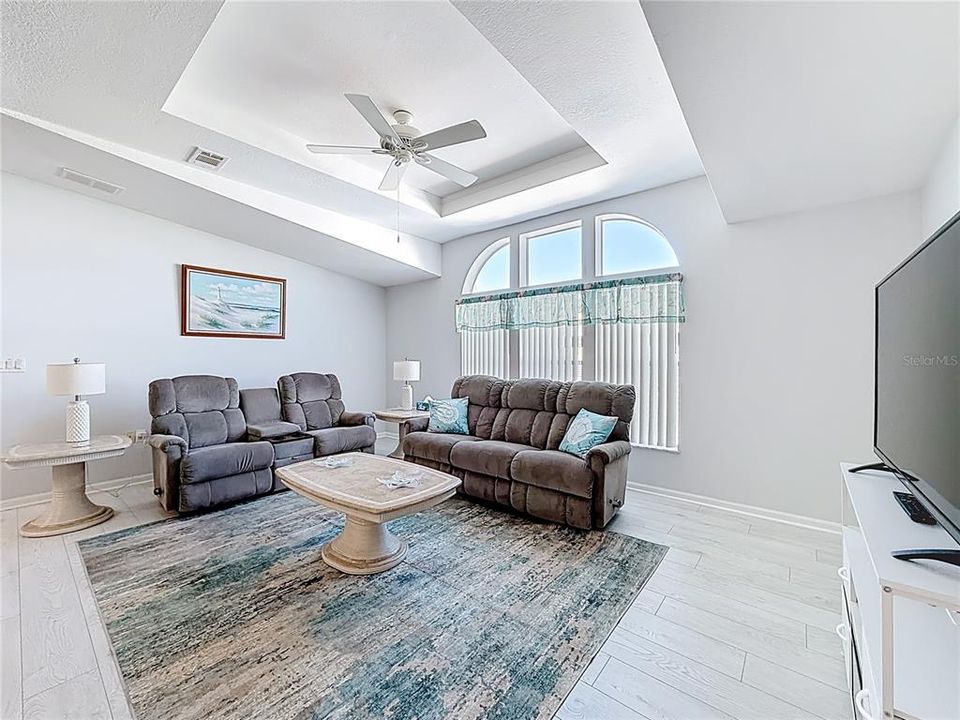 En Venta: $210,000 (2 camas, 2 baños, 1440 Pies cuadrados)