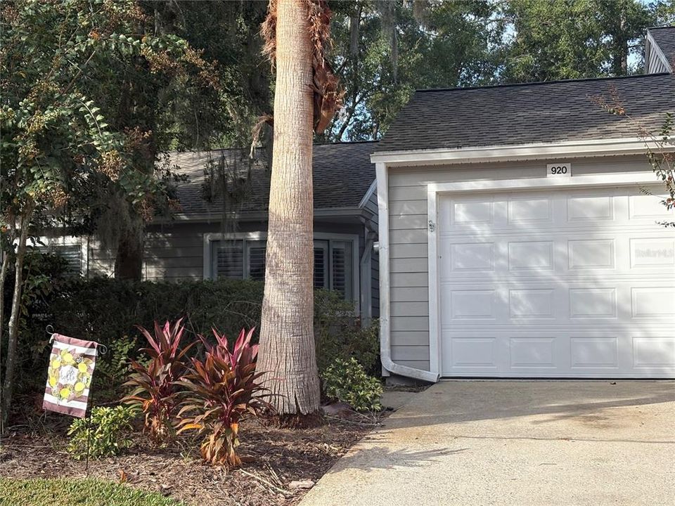 For Rent: $2,000 (2 beds, 2 baths, 1410 Square Feet)