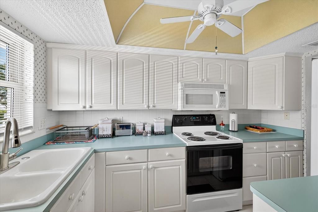 En Venta: $155,000 (1 camas, 1 baños, 806 Pies cuadrados)