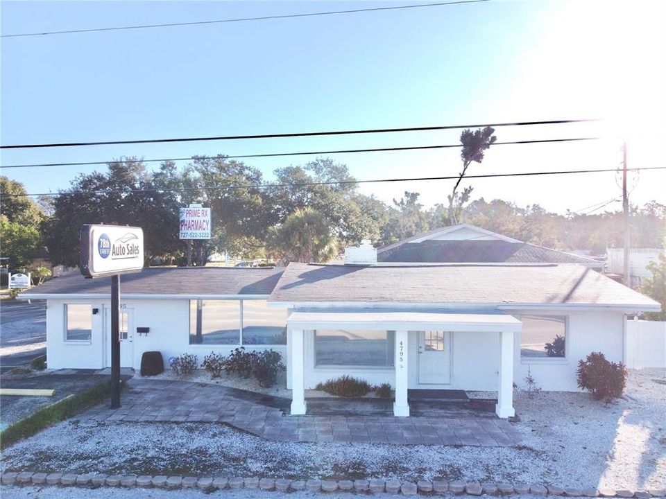 En Venta: $495,000 (0 camas, 0 baños, 1920 Pies cuadrados)