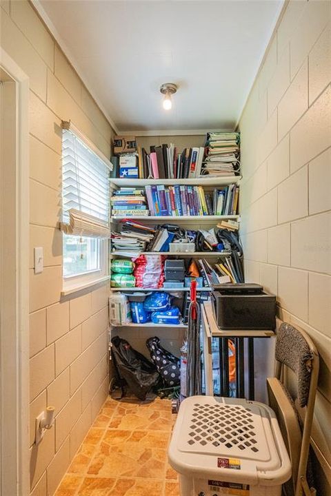 Active With Contract: $320,000 (4 beds, 2 baths, 2040 Square Feet)