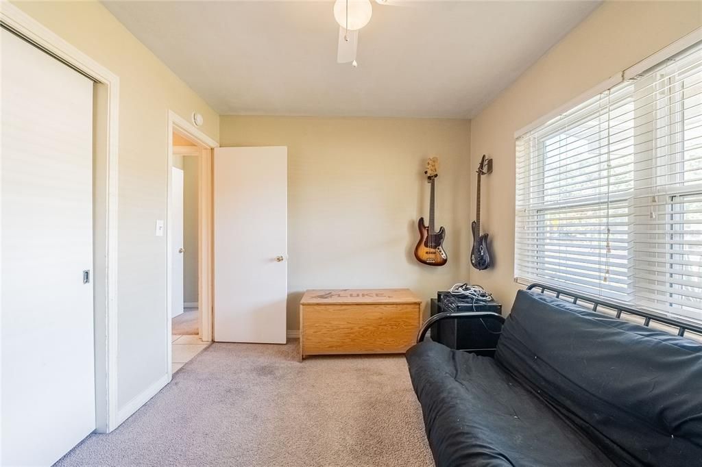 Active With Contract: $320,000 (4 beds, 2 baths, 2040 Square Feet)