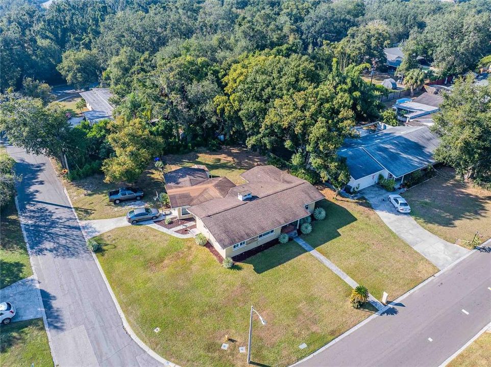 Active With Contract: $320,000 (4 beds, 2 baths, 2040 Square Feet)