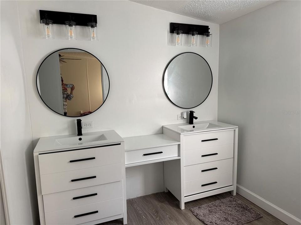 For Sale: $226,900 (3 beds, 2 baths, 1128 Square Feet)