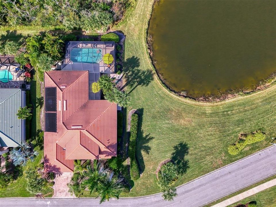 En Venta: $649,000 (4 camas, 3 baños, 2522 Pies cuadrados)