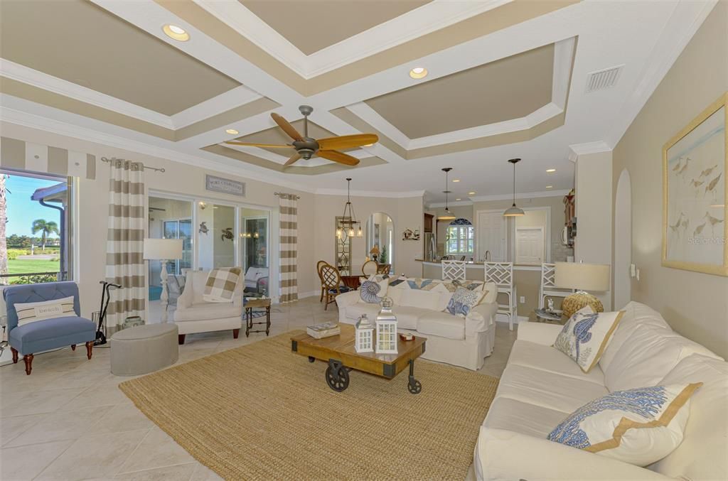 En Venta: $649,000 (4 camas, 3 baños, 2522 Pies cuadrados)