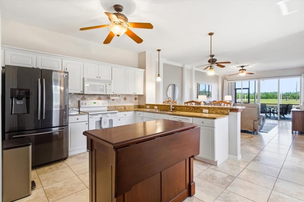 待售: $399,999 (3 贝兹, 2 浴室, 1596 平方英尺)