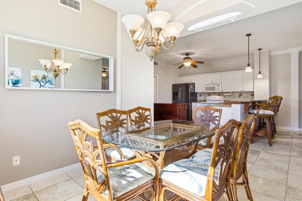 待售: $399,999 (3 贝兹, 2 浴室, 1596 平方英尺)