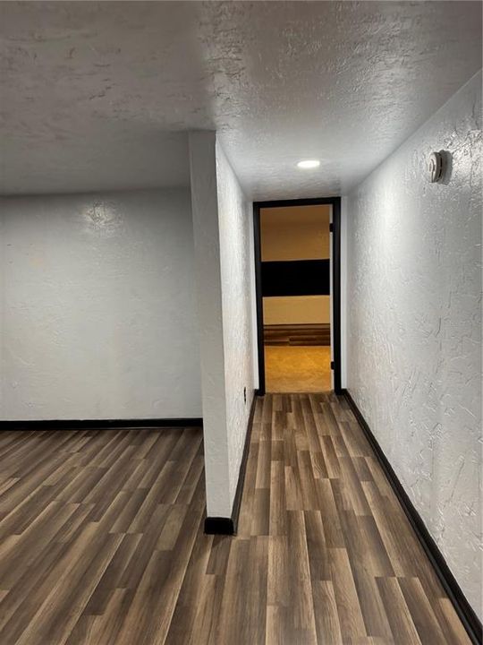 В аренду: $1,500 (2 спален, 1 ванн, 900 Квадратных фут)