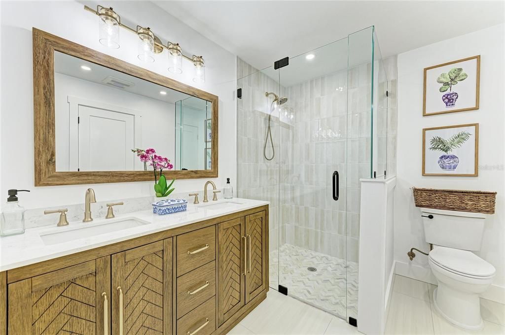 На продажу: $789,000 (3 спален, 2 ванн, 1400 Квадратных фут)