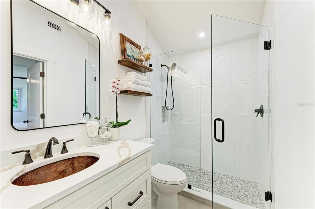 На продажу: $789,000 (3 спален, 2 ванн, 1400 Квадратных фут)