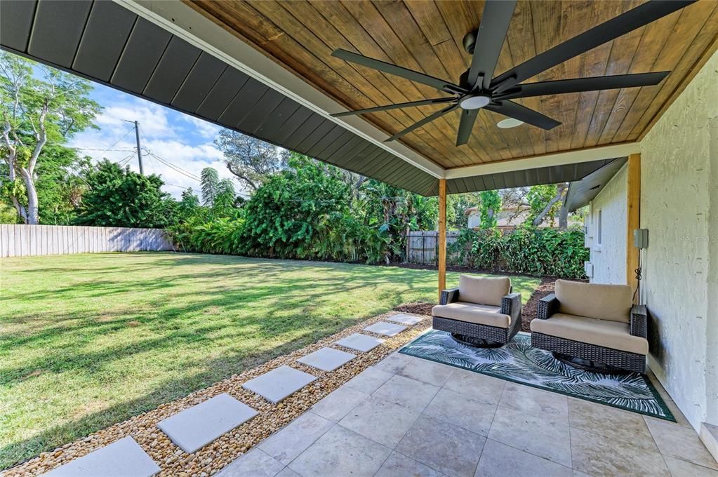 На продажу: $789,000 (3 спален, 2 ванн, 1400 Квадратных фут)