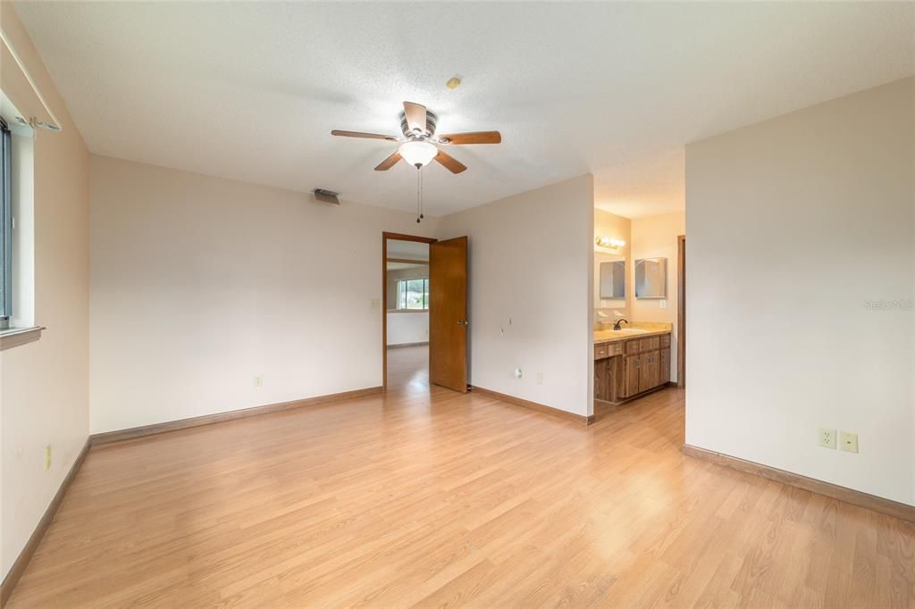 En Renta: $1,350 (2 camas, 2 baños, 1144 Pies cuadrados)