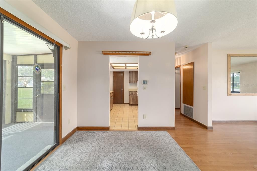 En Renta: $1,350 (2 camas, 2 baños, 1144 Pies cuadrados)