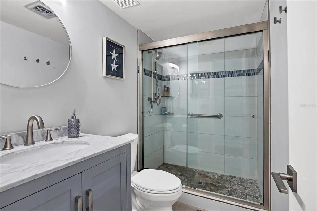 En Venta: $289,000 (2 camas, 2 baños, 1228 Pies cuadrados)