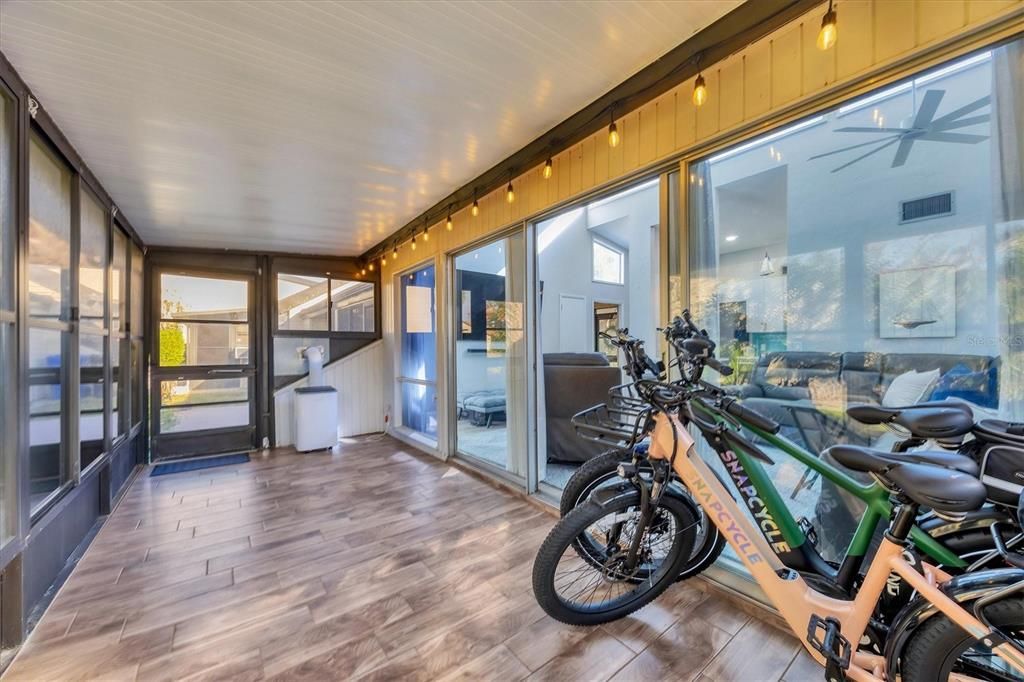 En Venta: $289,000 (2 camas, 2 baños, 1228 Pies cuadrados)