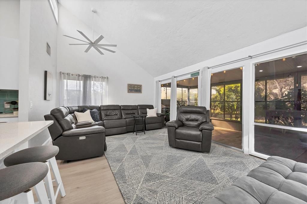 En Venta: $289,000 (2 camas, 2 baños, 1228 Pies cuadrados)