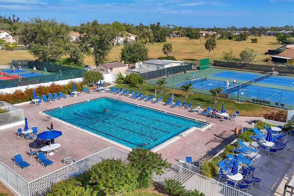 En Venta: $289,000 (2 camas, 2 baños, 1228 Pies cuadrados)