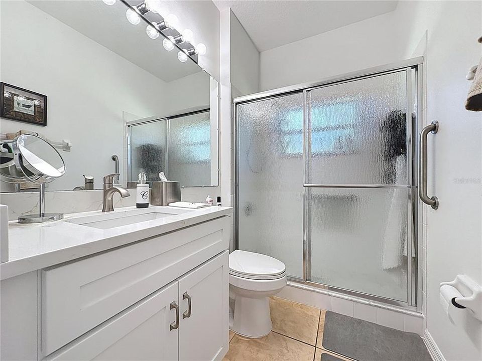 На продажу: $379,000 (3 спален, 2 ванн, 2105 Квадратных фут)