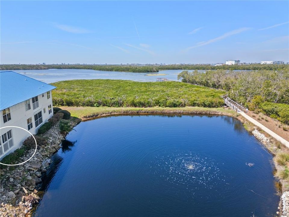 For Sale: $315,000 (2 beds, 2 baths, 1096 Square Feet)