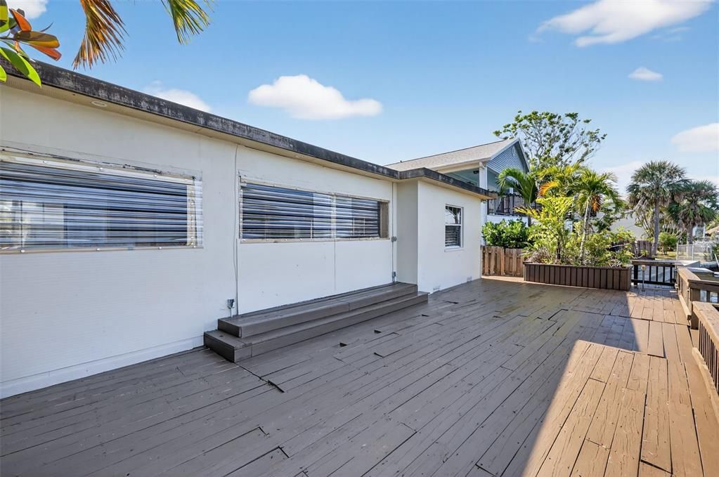 For Sale: $648,000 (4 beds, 2 baths, 1649 Square Feet)