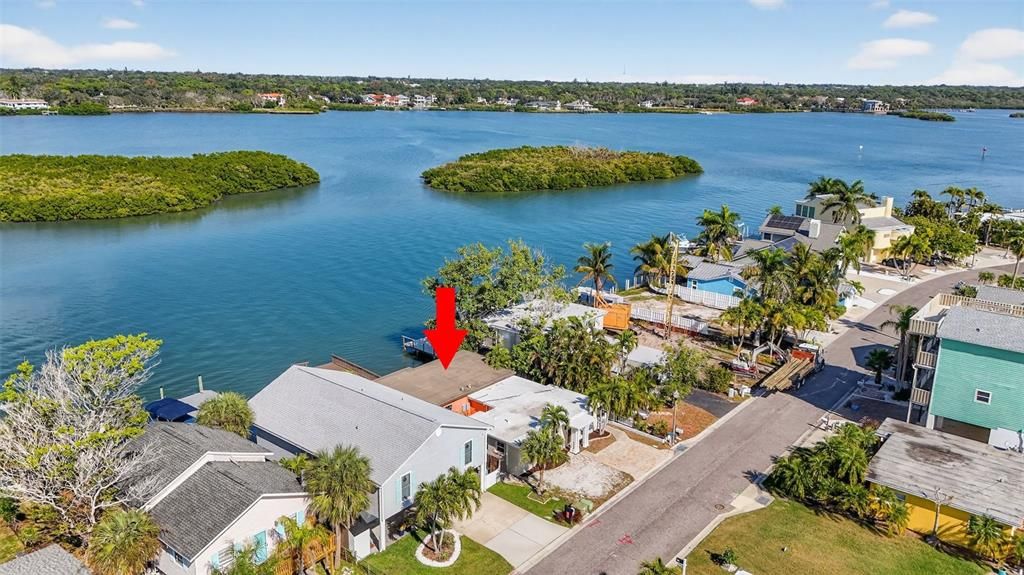 For Sale: $648,000 (4 beds, 2 baths, 1649 Square Feet)