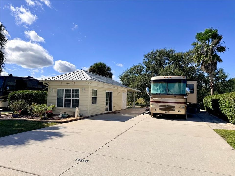 En Venta: $204,900 (0.12 acres)