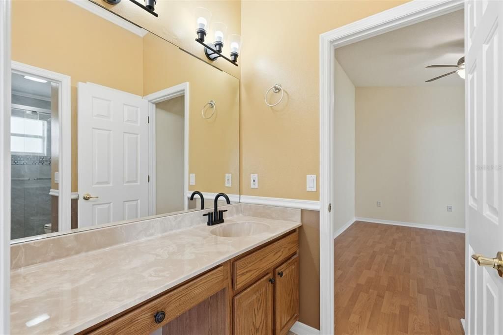 待售: $560,000 (4 贝兹, 3 浴室, 2476 平方英尺)