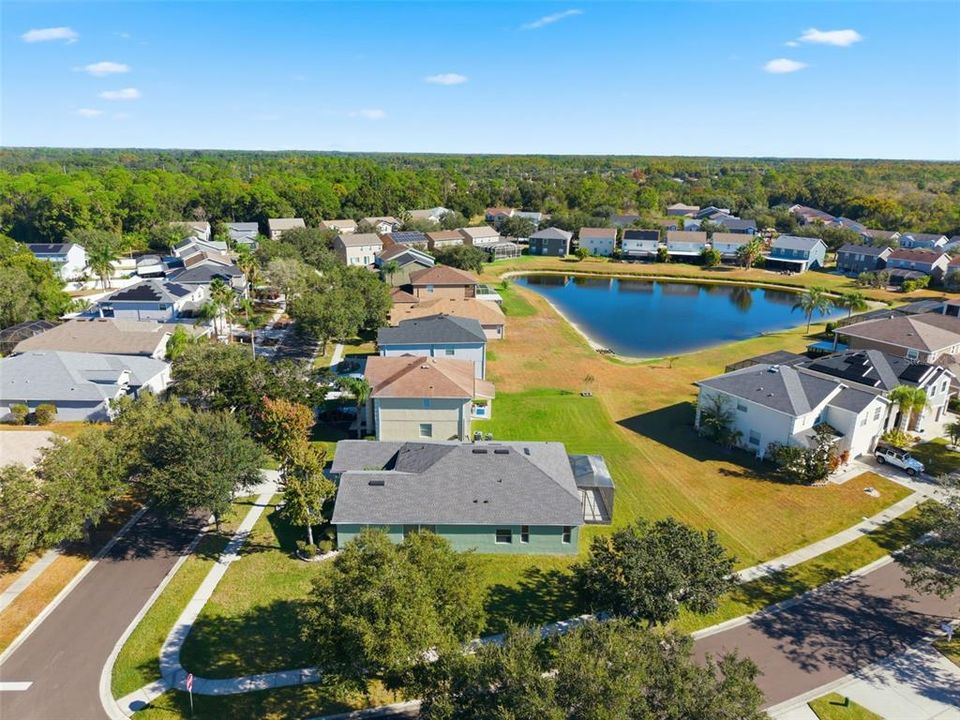 待售: $560,000 (4 贝兹, 3 浴室, 2476 平方英尺)