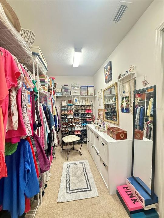 На продажу: $397,000 (4 спален, 2 ванн, 2003 Квадратных фут)