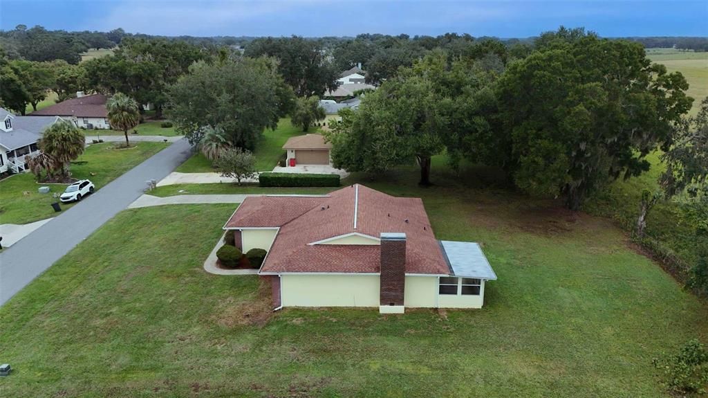 For Sale: $319,000 (3 beds, 2 baths, 1762 Square Feet)