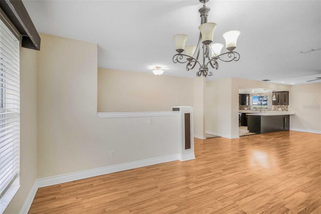 For Sale: $319,000 (3 beds, 2 baths, 1762 Square Feet)