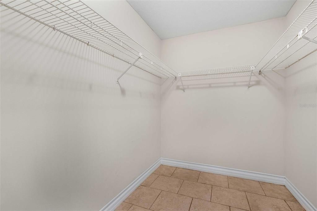 For Sale: $319,000 (3 beds, 2 baths, 1762 Square Feet)