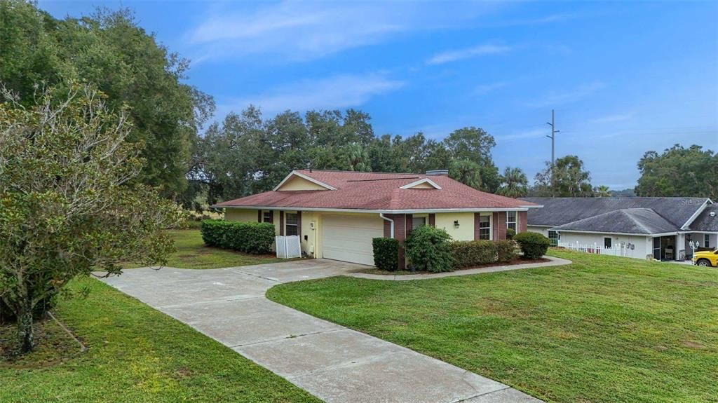 For Sale: $319,000 (3 beds, 2 baths, 1762 Square Feet)