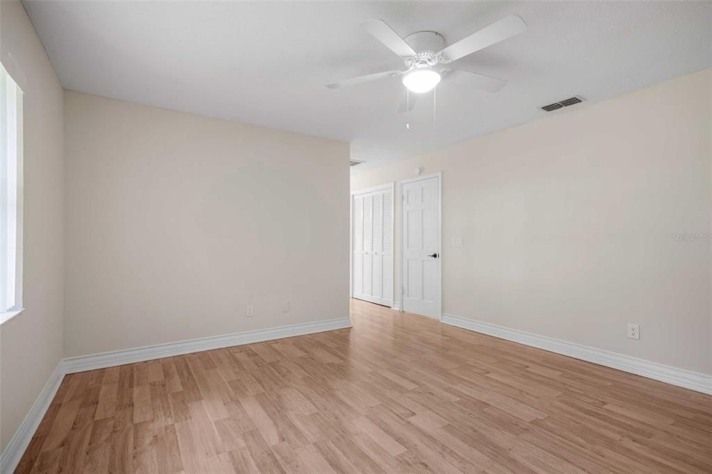 For Sale: $319,000 (3 beds, 2 baths, 1762 Square Feet)