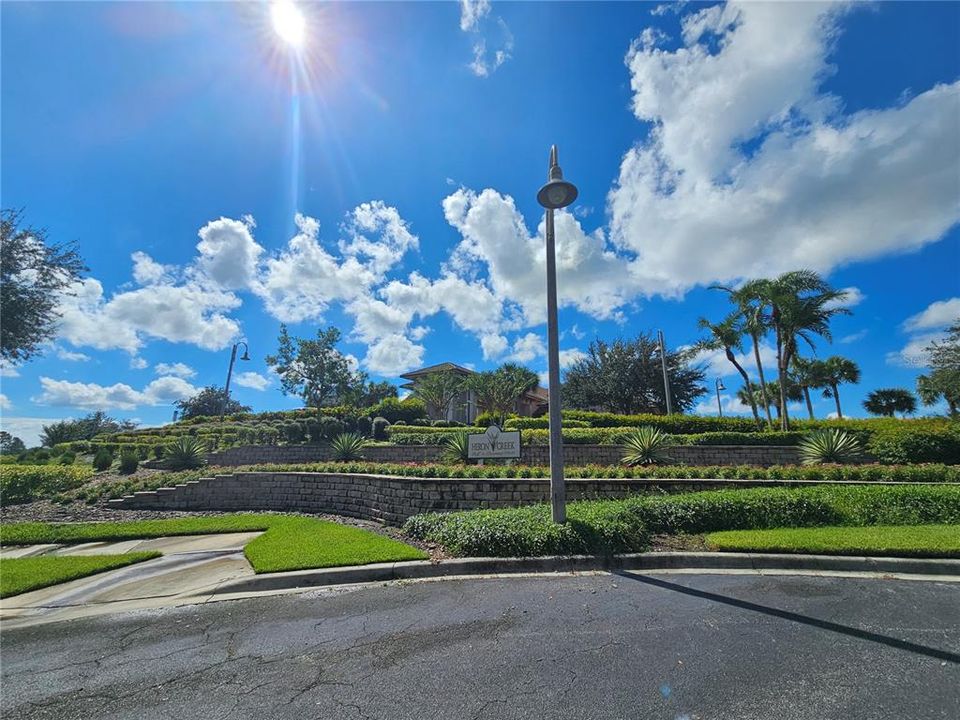 For Sale: $609,000 (3 beds, 2 baths, 2542 Square Feet)