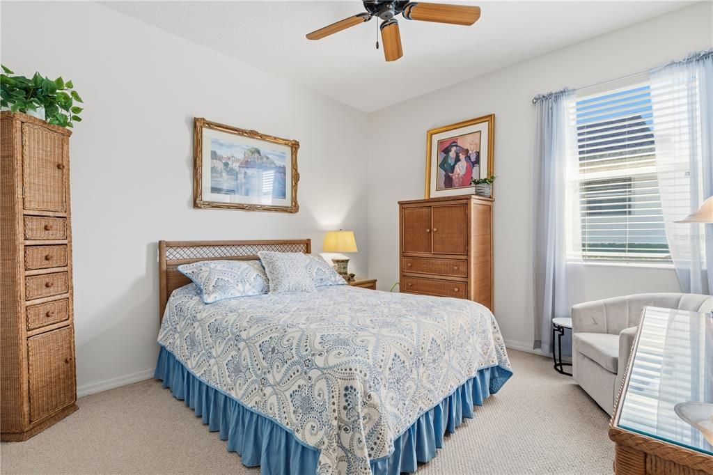 For Sale: $609,000 (3 beds, 2 baths, 2542 Square Feet)