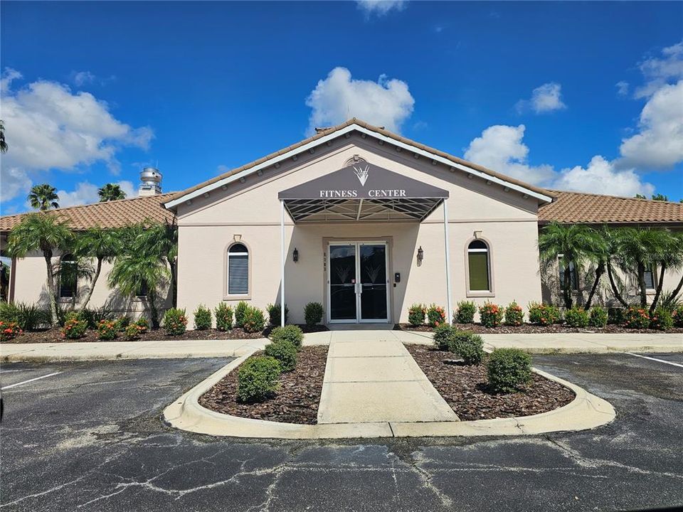 For Sale: $609,000 (3 beds, 2 baths, 2542 Square Feet)