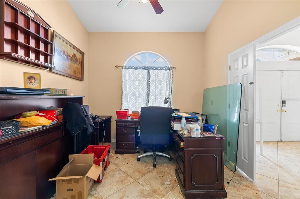 На продажу: $475,000 (4 спален, 2 ванн, 2430 Квадратных фут)