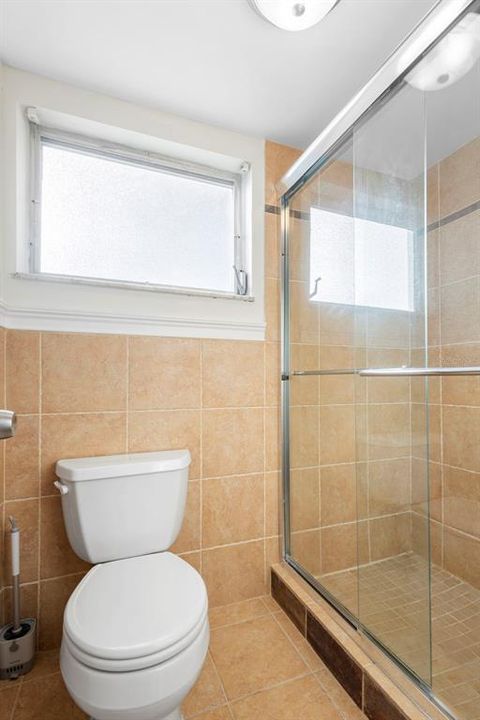 En Venta: $359,999 (3 camas, 2 baños, 1642 Pies cuadrados)