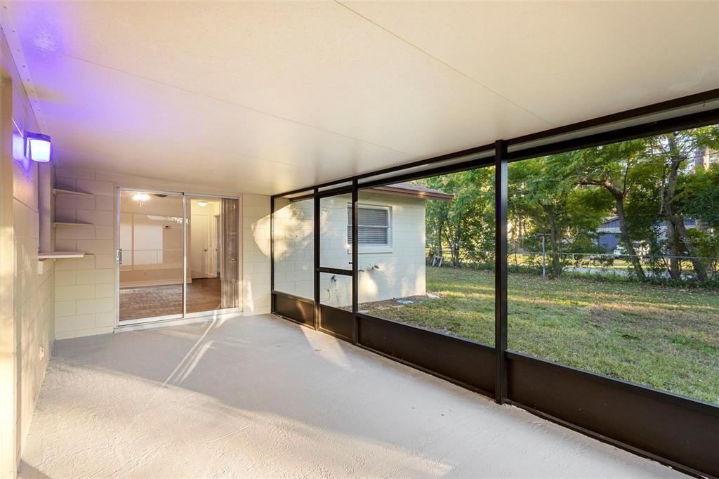 En Venta: $359,999 (3 camas, 2 baños, 1642 Pies cuadrados)