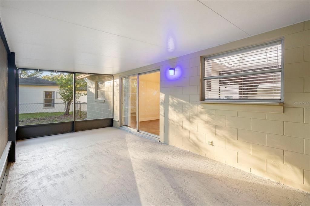 En Venta: $359,999 (3 camas, 2 baños, 1642 Pies cuadrados)