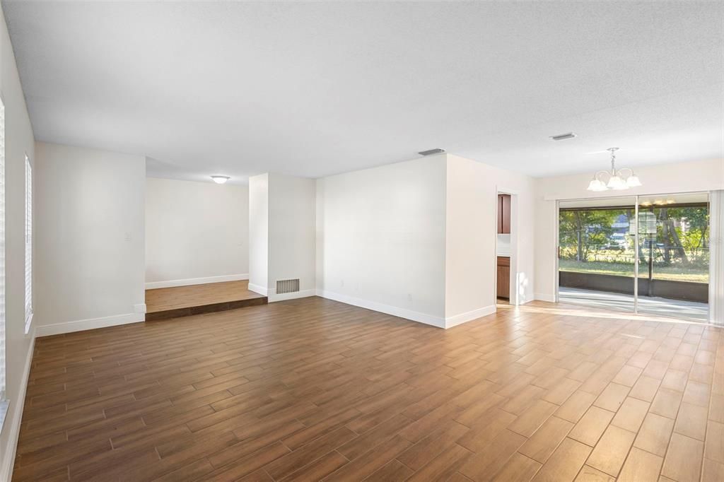 En Venta: $359,999 (3 camas, 2 baños, 1642 Pies cuadrados)