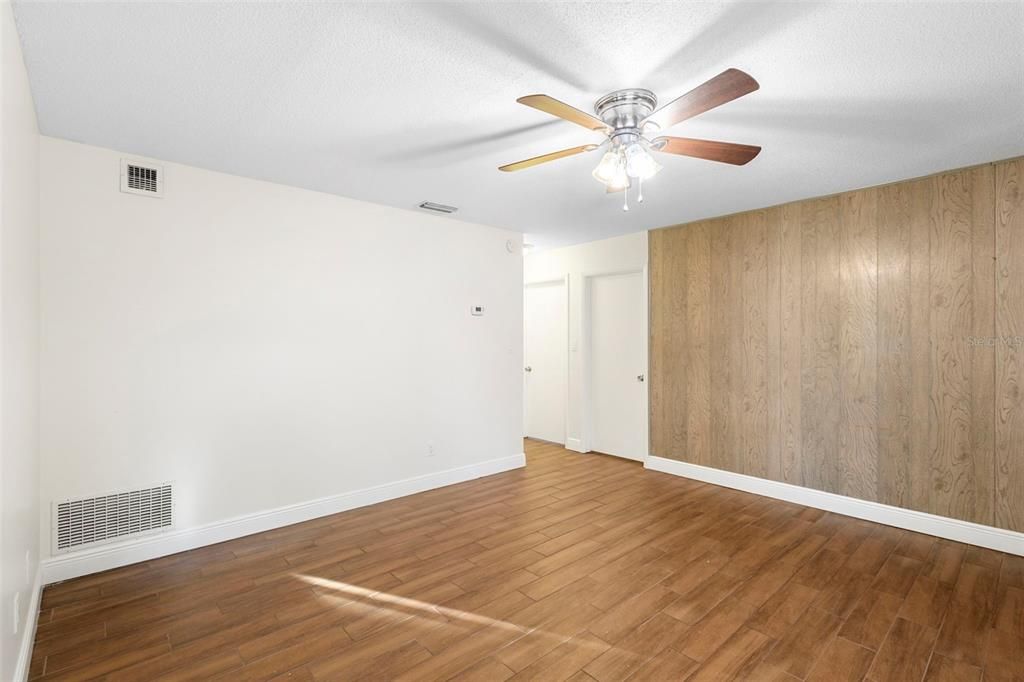 En Venta: $359,999 (3 camas, 2 baños, 1642 Pies cuadrados)